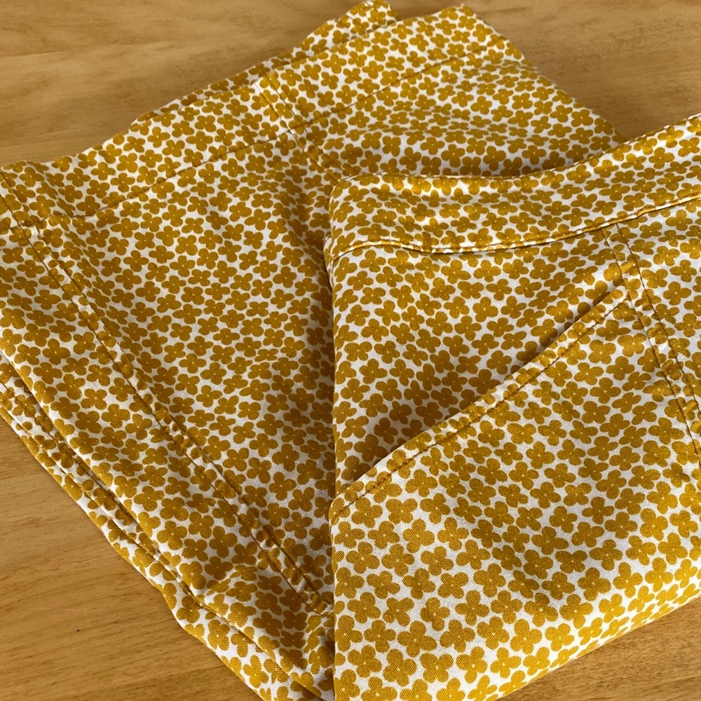 Boden Yellow and White Geometric Floral Mini Skirt